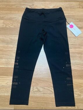 Yogalicious Bright Pink Logo Tag